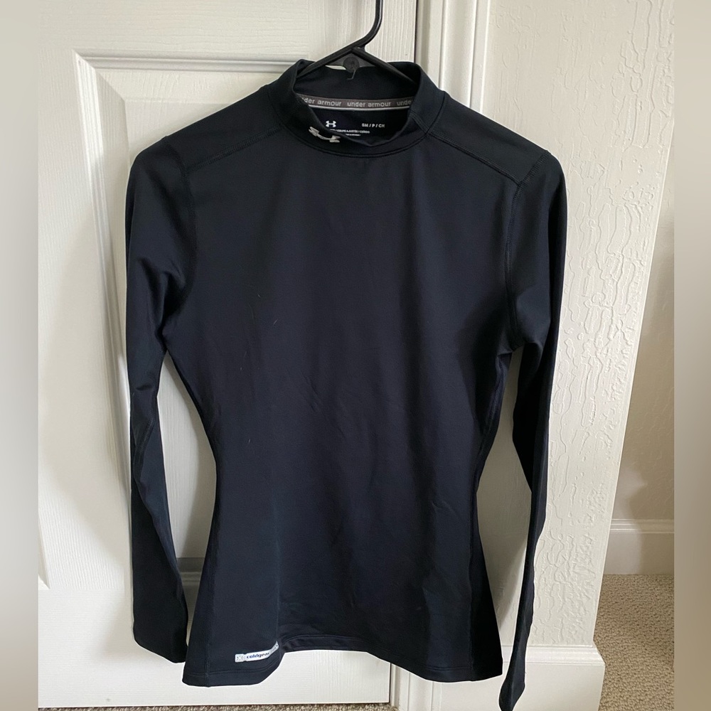 Under Armor Fitted Black Top